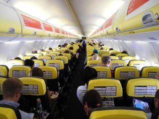 15 of the Worst Airlines in the World - Destination Tips